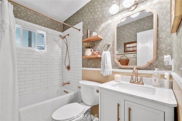 2006 Peyton, La Verne, CA 91750