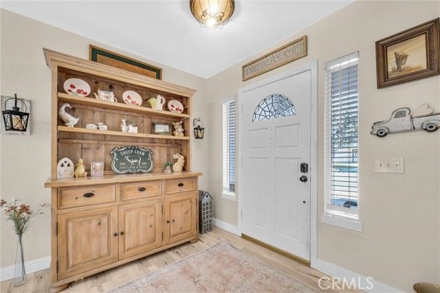 2006 Peyton, La Verne, CA 91750