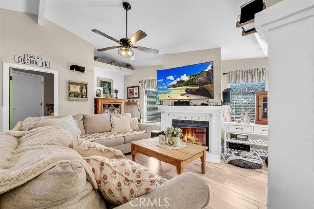 2006 Peyton, La Verne, CA 91750