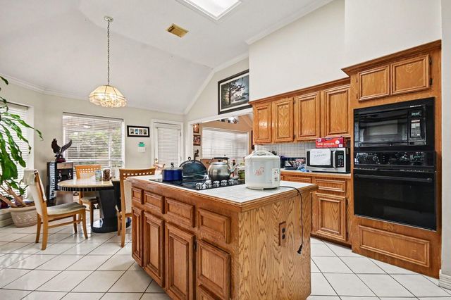 4111 Mainsail Circle, Missouri City, TX 77459