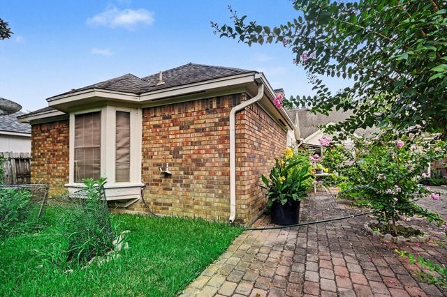 4111 Mainsail Circle, Missouri City, TX 77459