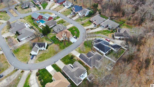 901 Aspen Way, Paducah, KY 42003