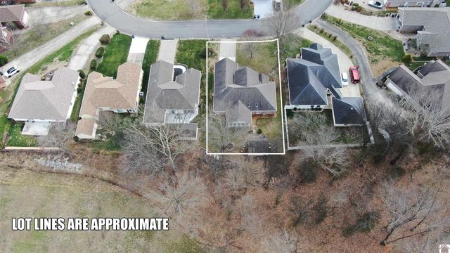 901 Aspen Way, Paducah, KY 42003