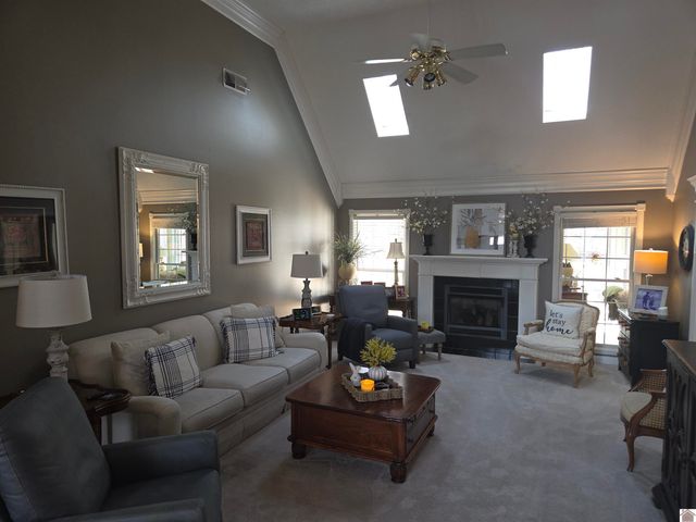 901 Aspen Way, Paducah, KY 42003