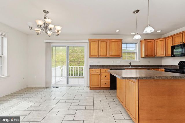 324 WEATHERSTONE DR, New Cumberland, PA 17070