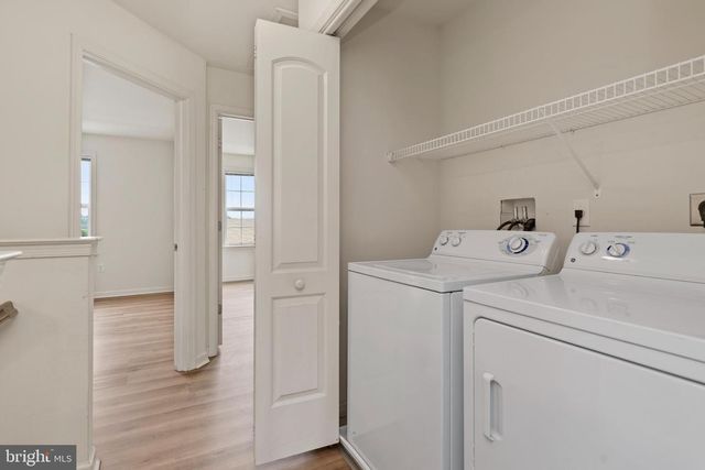 324 WEATHERSTONE DR, New Cumberland, PA 17070
