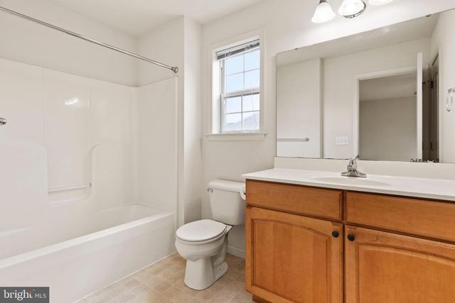 324 WEATHERSTONE DR, New Cumberland, PA 17070