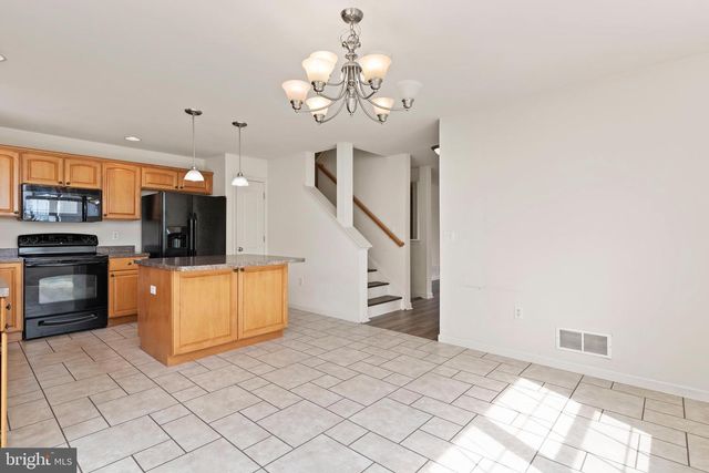 324 WEATHERSTONE DR, New Cumberland, PA 17070