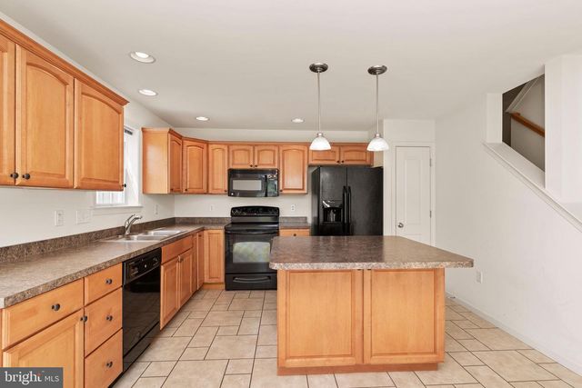 324 WEATHERSTONE DR, New Cumberland, PA 17070