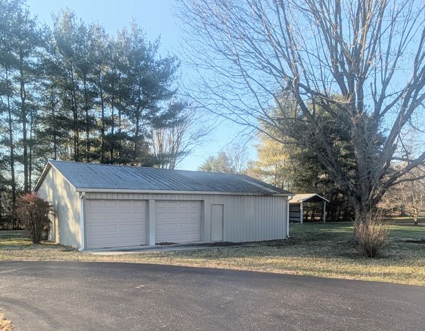 1080 Bybee Branch Rd, Mcminnville, TN 37110