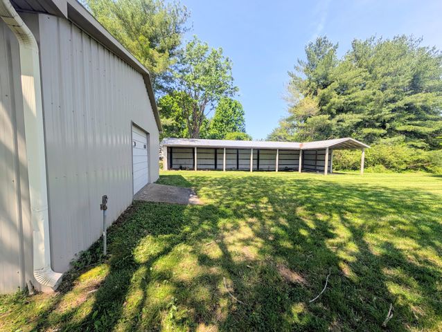 1080 Bybee Branch Rd, Mcminnville, TN 37110