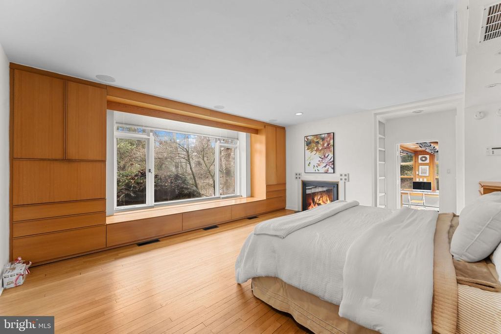 Image 23 of property listing at 51 CROSBY BROWN RD, Gladwyne, PA 19035