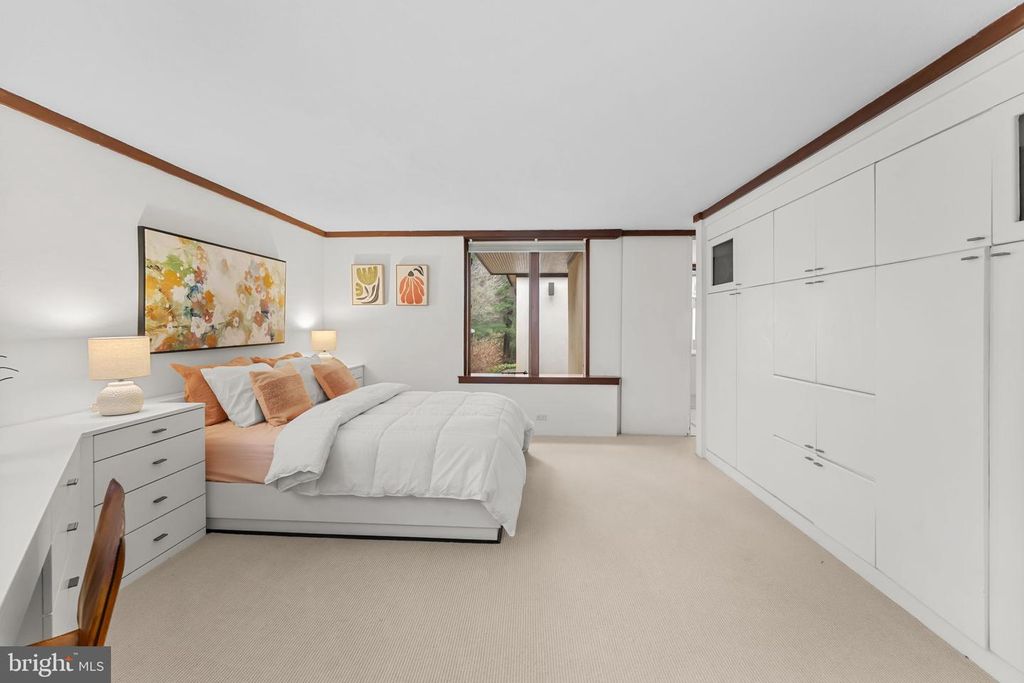 Image 28 of property listing at 51 CROSBY BROWN RD, Gladwyne, PA 19035