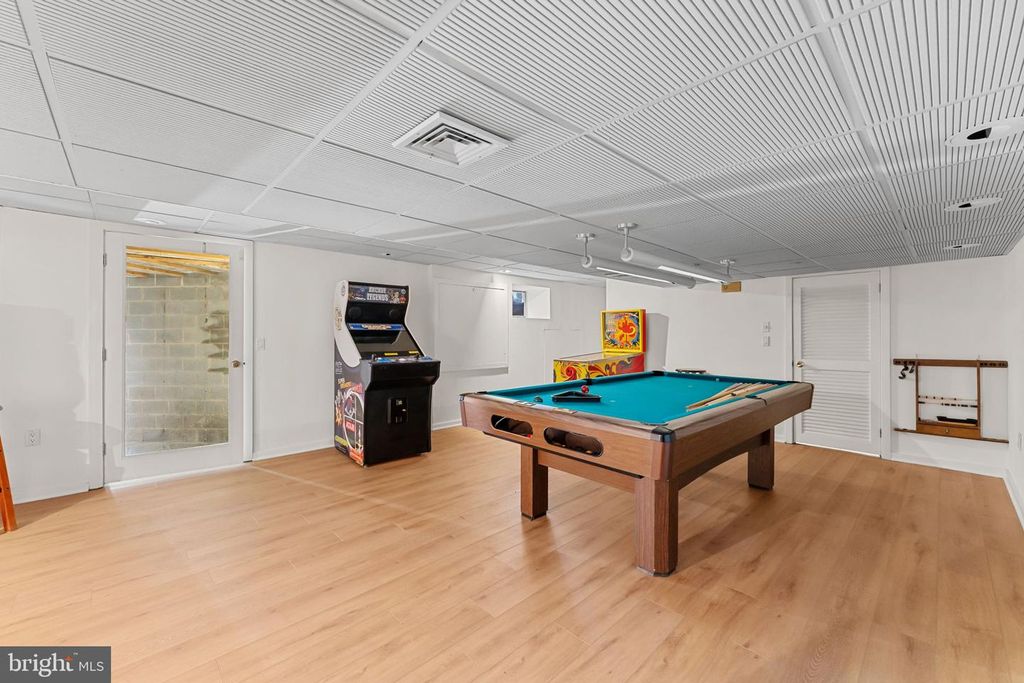 Image 38 of property listing at 51 CROSBY BROWN RD, Gladwyne, PA 19035