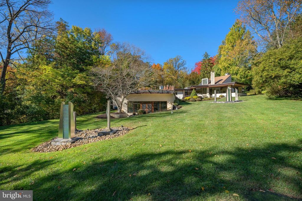 Image 51 of property listing at 51 CROSBY BROWN RD, Gladwyne, PA 19035