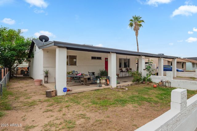 231 W DESERT Drive, Phoenix, AZ 85041