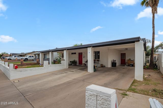 231 W DESERT Drive, Phoenix, AZ 85041