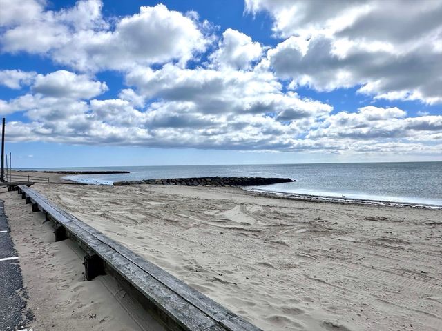 36 Lora Lane, Dennis, MA 02639