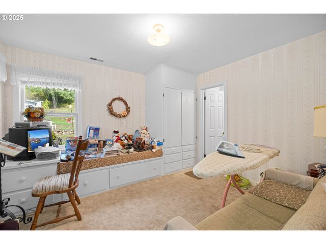 2277 COUGAR CREEK Rd, Oakland, OR 97462