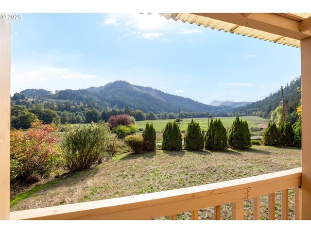 2277 COUGAR CREEK Rd, Oakland, OR 97462