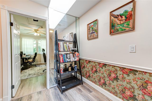 806 Sara Circle, Port Jefferson Station, NY 11776