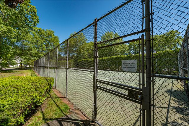 806 Sara Circle, Port Jefferson Station, NY 11776