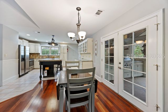 8 Sundew Ct, Hilton Head Island, SC 29926