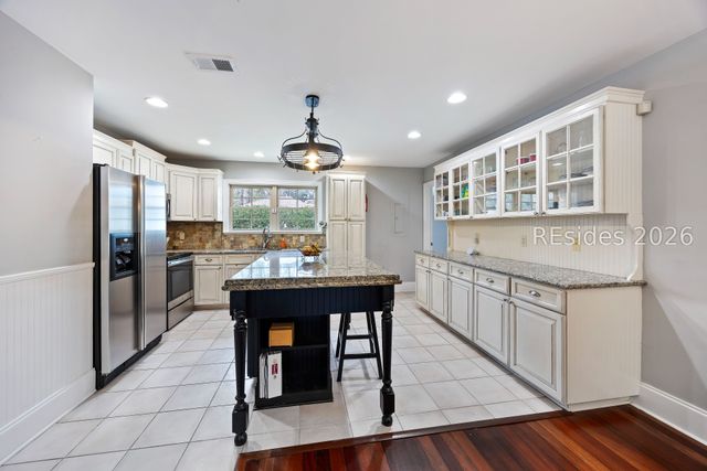 8 Sundew Ct, Hilton Head Island, SC 29926