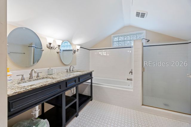 8 Sundew Ct, Hilton Head Island, SC 29926