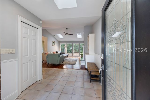 8 Sundew Ct, Hilton Head Island, SC 29926