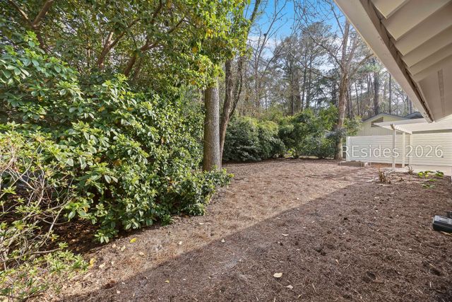 8 Sundew Ct, Hilton Head Island, SC 29926