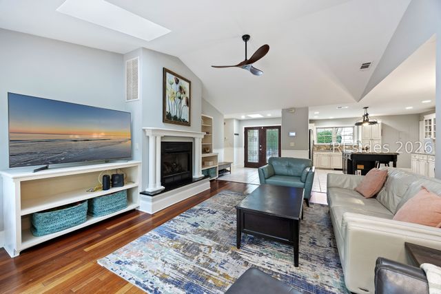 8 Sundew Ct, Hilton Head Island, SC 29926