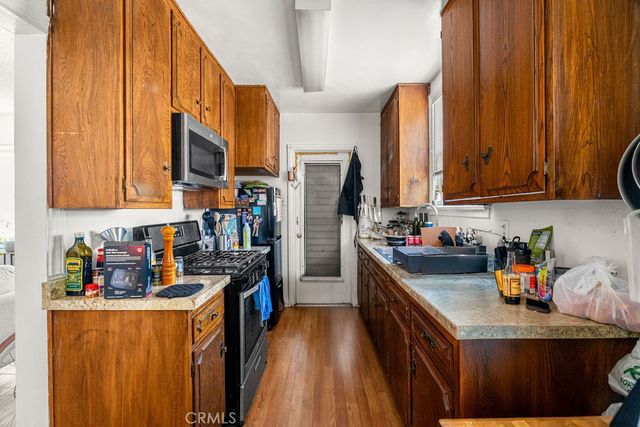 2200 W Burbank Boulevard, Burbank, CA 91506