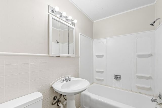 1826 N Piatt Ave, Wichita, KS 67214