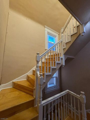 103 S 10Th St, Newark City, NJ 07107