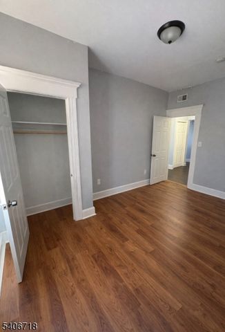 103 S 10Th St, Newark City, NJ 07107