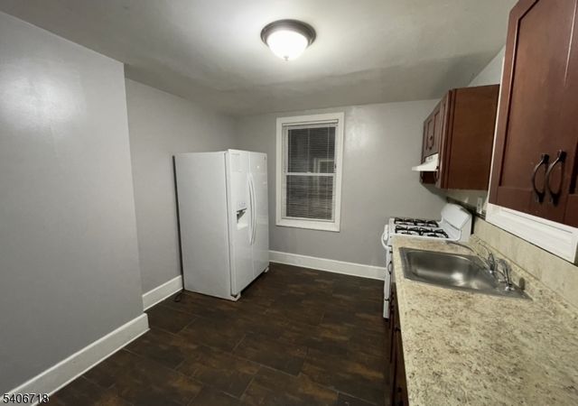 103 S 10Th St, Newark City, NJ 07107