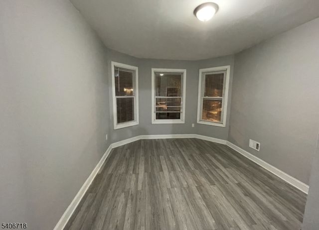 103 S 10Th St, Newark City, NJ 07107