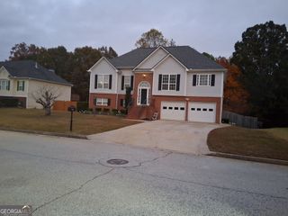 2353 Bluff Creek Overlook, Douglasville, GA 30135