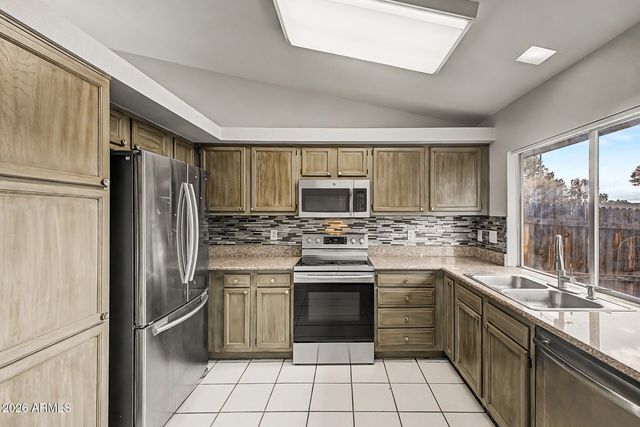 10100 N 89TH Avenue 62, Peoria, AZ 85345