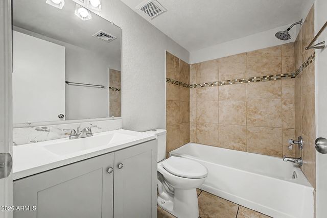 10100 N 89TH Avenue 62, Peoria, AZ 85345