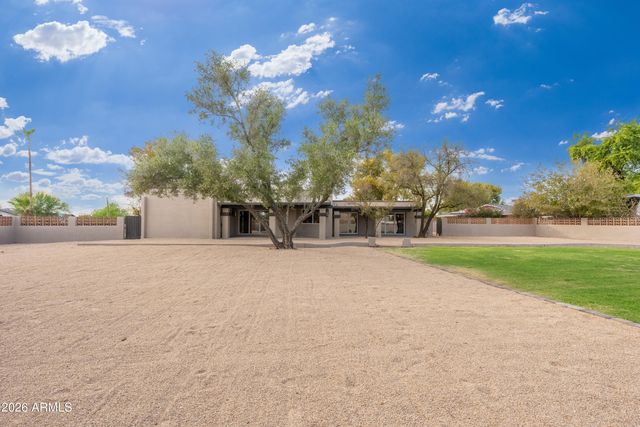 18017 N EVERSON Drive, Glendale, AZ 85308
