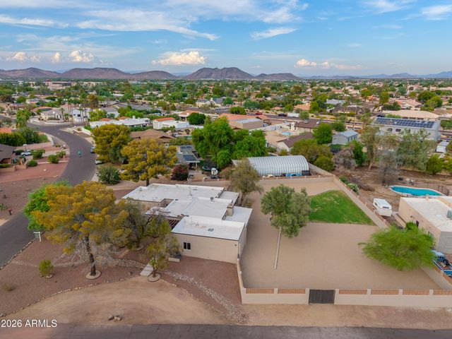 18017 N EVERSON Drive, Glendale, AZ 85308