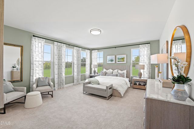 144 N White Street 200, Wake Forest, NC 27587