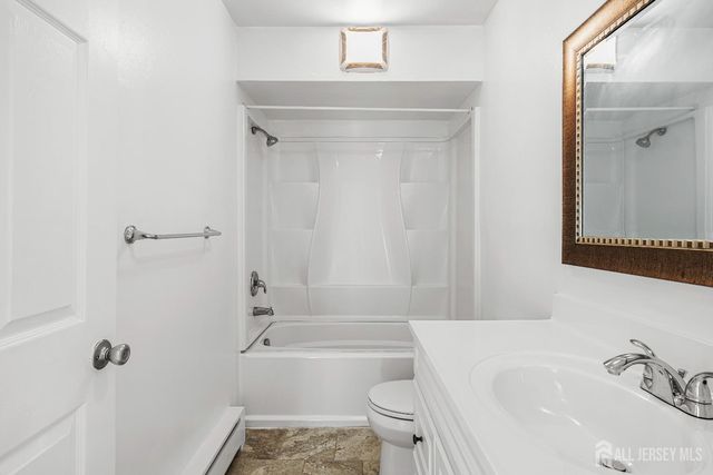 128 Cricket Lane, Woodbridge Proper, NJ 07095