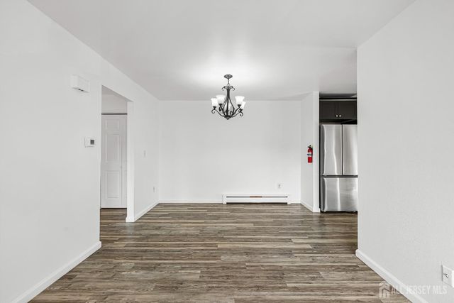 128 Cricket Lane, Woodbridge Proper, NJ 07095