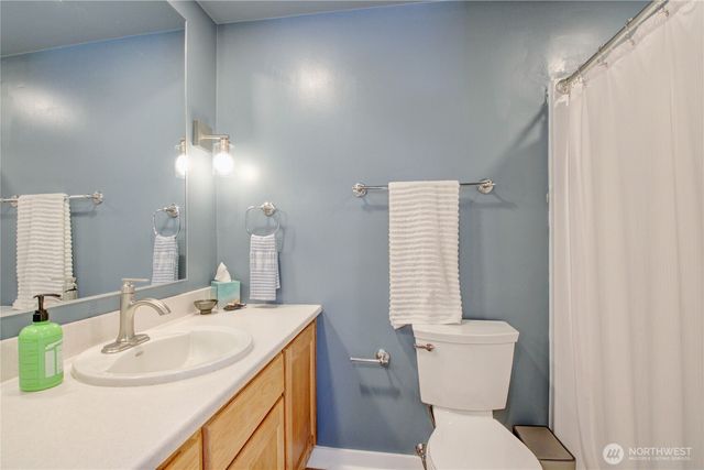 4528 N Alamo Way, Oak Harbor, WA 98277