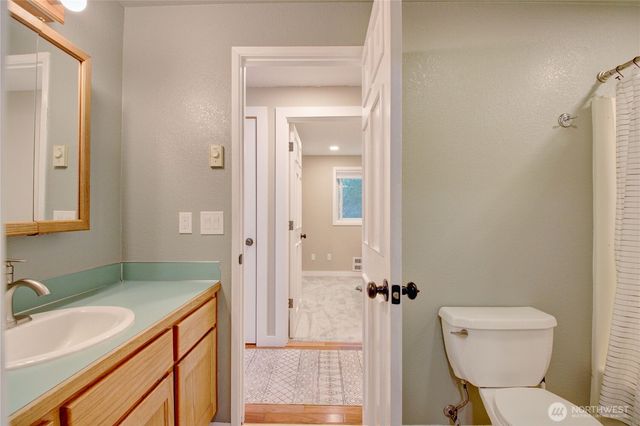 4528 N Alamo Way, Oak Harbor, WA 98277