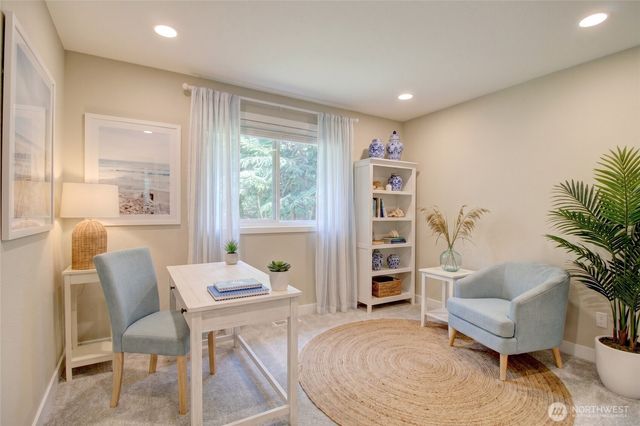 4528 N Alamo Way, Oak Harbor, WA 98277