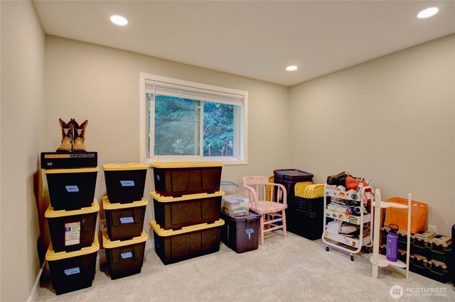 4528 N Alamo Way, Oak Harbor, WA 98277